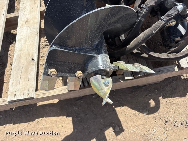 image for item FC2183 Wolverine MAD-12-12D compact utility loader auger