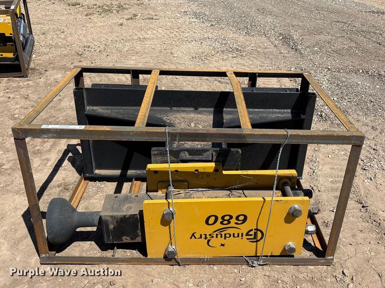 image for item FC2187 2028 AGT PD680-PZ skid steer post driver