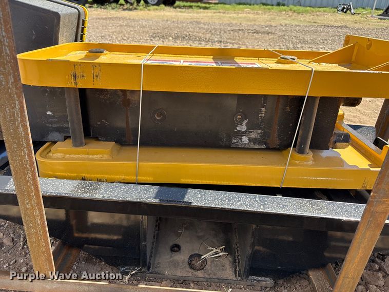 image for item FC2188 Skid steer breaker