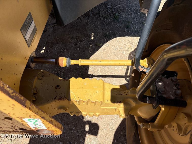 image for item FC2190 2004 Caterpillar TH360B telehandler