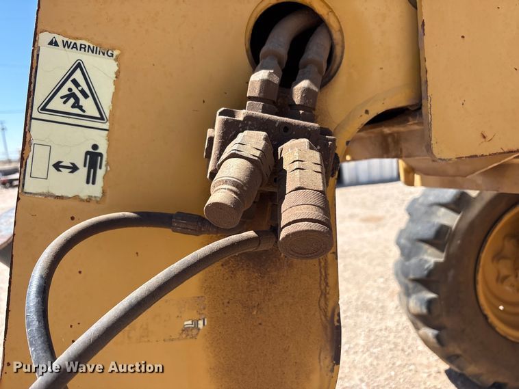 image for item FC2190 2004 Caterpillar TH360B telehandler