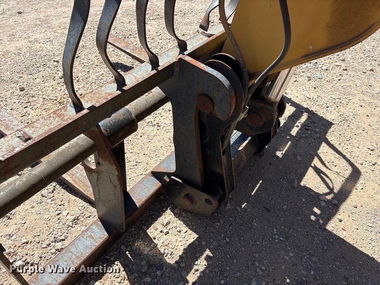 image for item FC2190 2004 Caterpillar TH360B telehandler