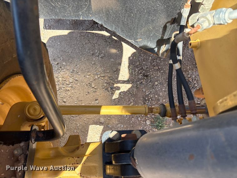 image for item FC2190 2004 Caterpillar TH360B telehandler