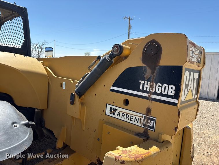 image for item FC2190 2004 Caterpillar TH360B telehandler