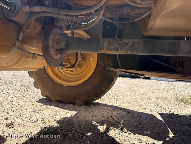 image for item FC2190 2004 Caterpillar TH360B telehandler