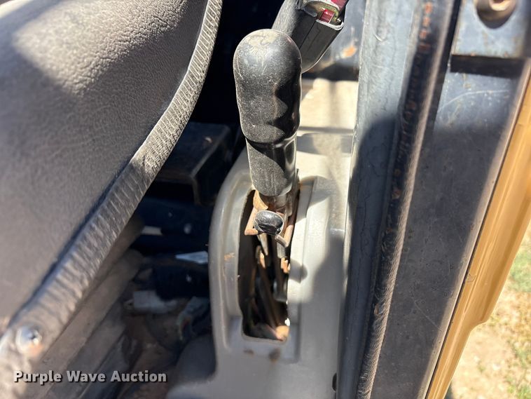 image for item FC2190 2004 Caterpillar TH360B telehandler