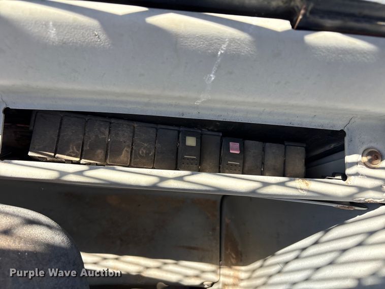 image for item FC2190 2004 Caterpillar TH360B telehandler