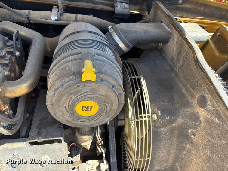 image for item FC2190 2004 Caterpillar TH360B telehandler