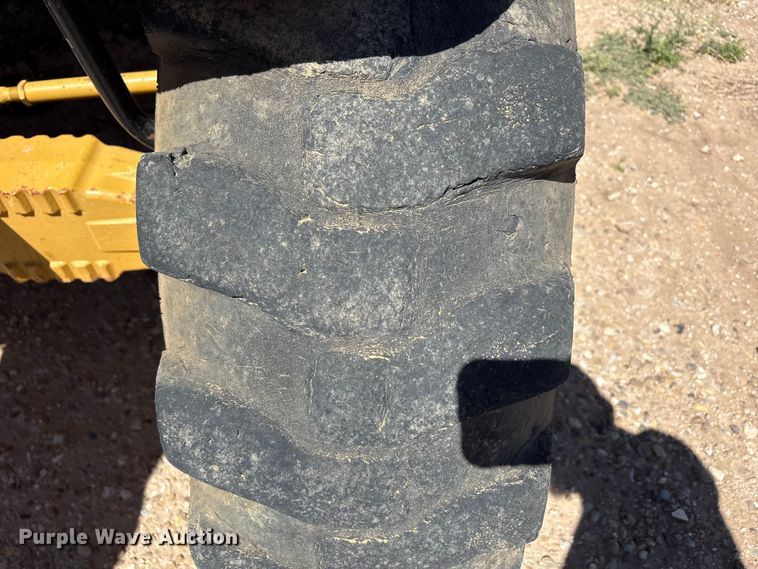 image for item FC2190 2004 Caterpillar TH360B telehandler