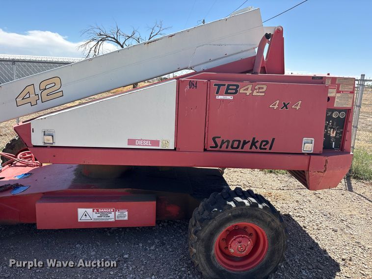 image for item FC2191 Snorkel TB-A420RCU boom lift