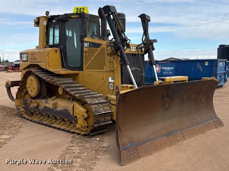 image for item FC2192 2018 Caterpillar D6T XL dozer