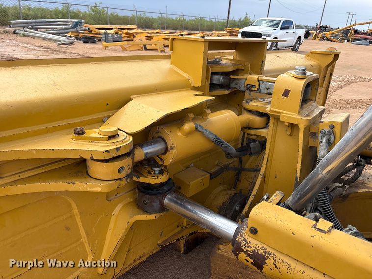 image for item FC2192 2018 Caterpillar D6T XL dozer