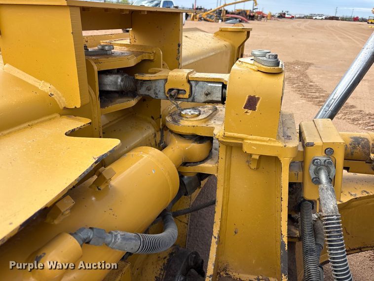 image for item FC2192 2018 Caterpillar D6T XL dozer