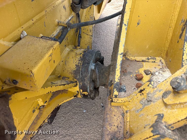 image for item FC2192 2018 Caterpillar D6T XL dozer