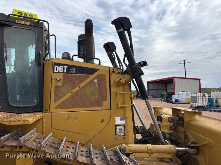 image for item FC2192 2018 Caterpillar D6T XL dozer
