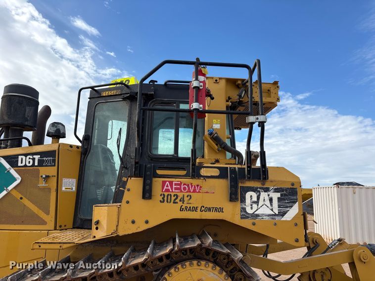 image for item FC2192 2018 Caterpillar D6T XL dozer