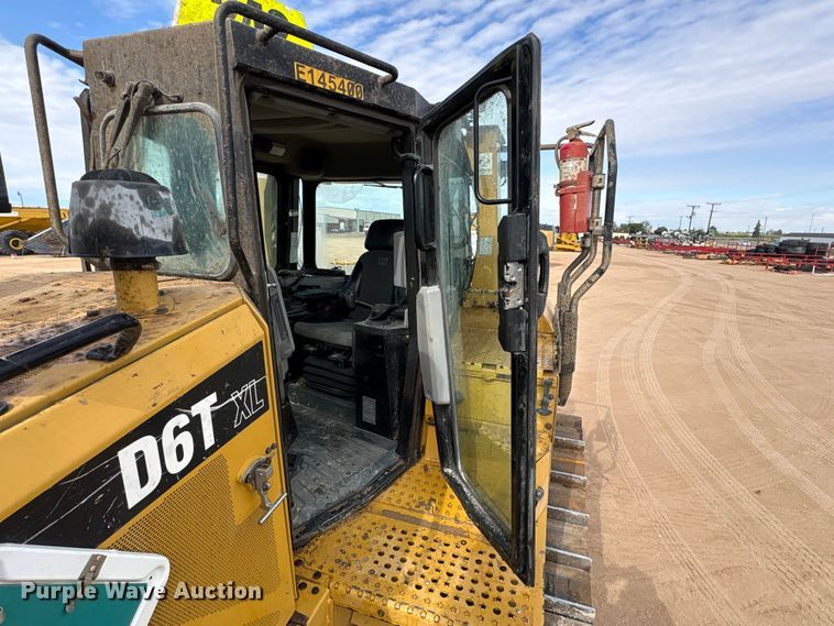 image for item FC2192 2018 Caterpillar D6T XL dozer