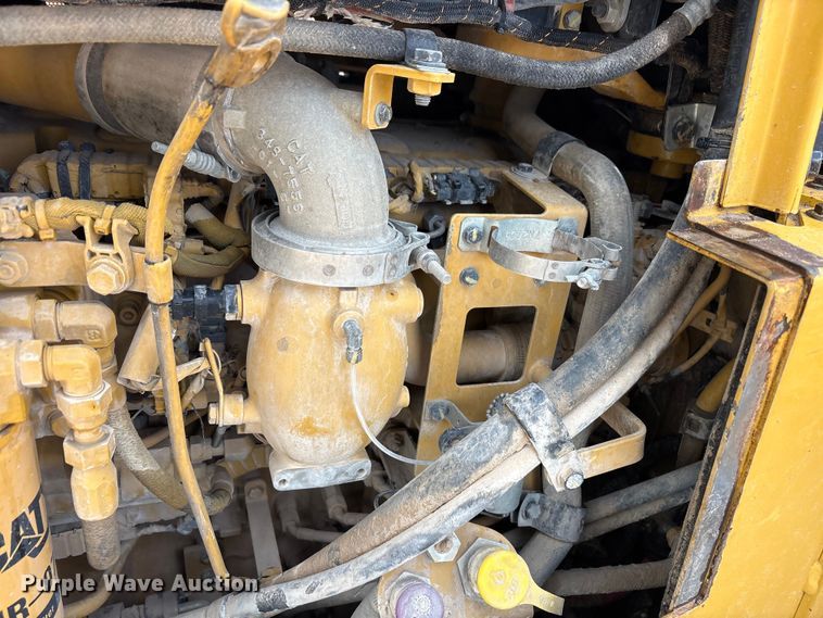 image for item FC2192 2018 Caterpillar D6T XL dozer