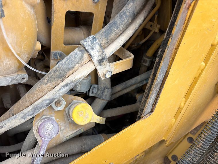 image for item FC2192 2018 Caterpillar D6T XL dozer