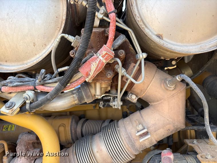 image for item FC2192 2018 Caterpillar D6T XL dozer