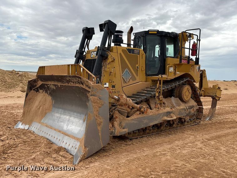 image for item FC2194 2019 Caterpillar D8T dozer