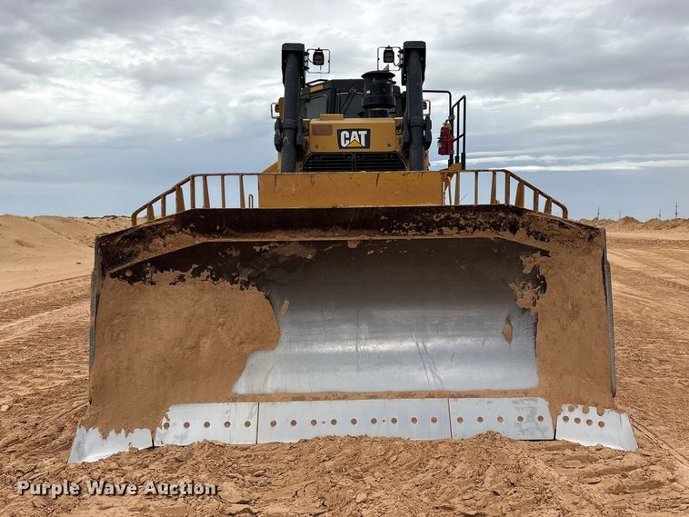 image for item FC2194 2019 Caterpillar D8T dozer