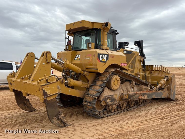 image for item FC2194 2019 Caterpillar D8T dozer