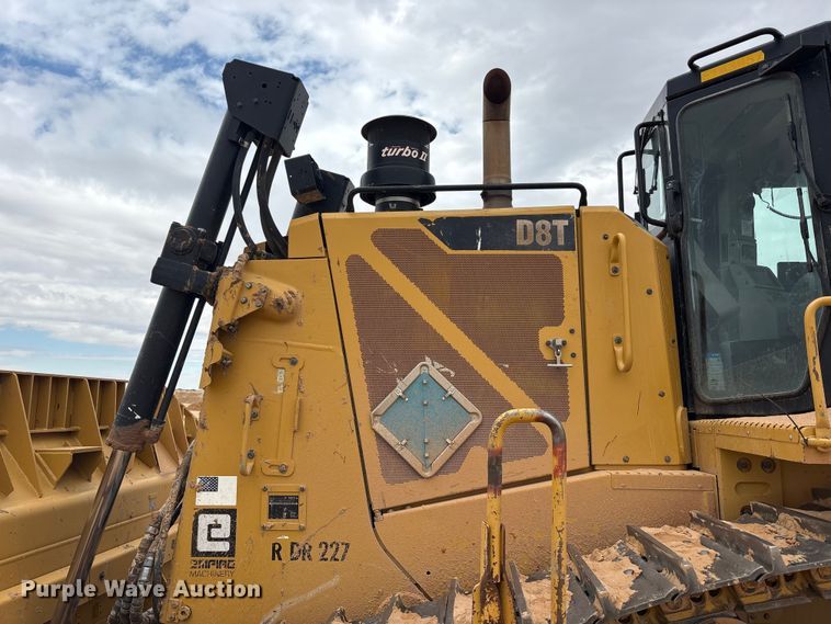 image for item FC2194 2019 Caterpillar D8T dozer