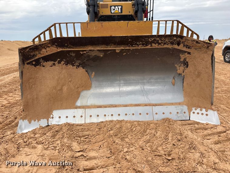 image for item FC2194 2019 Caterpillar D8T dozer