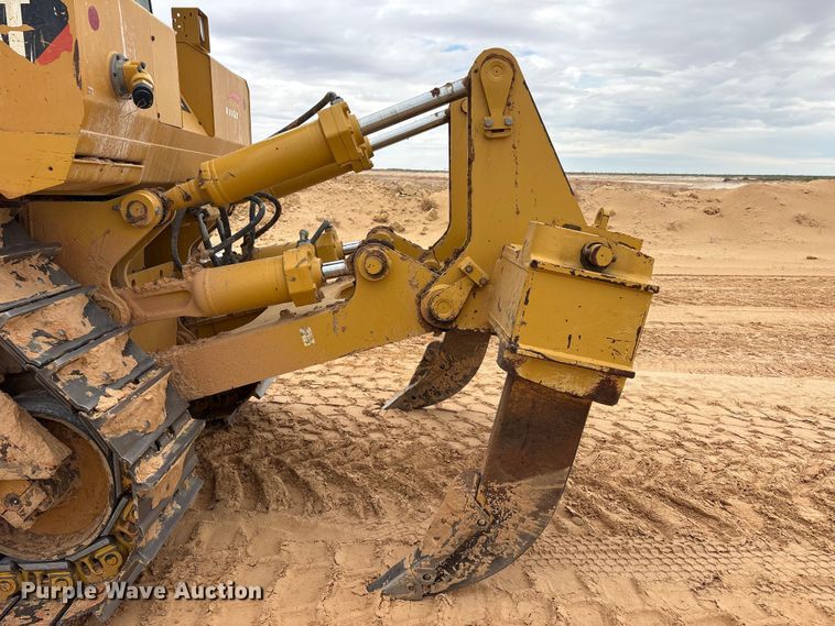 image for item FC2194 2019 Caterpillar D8T dozer