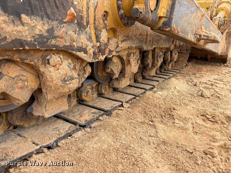 image for item FC2194 2019 Caterpillar D8T dozer