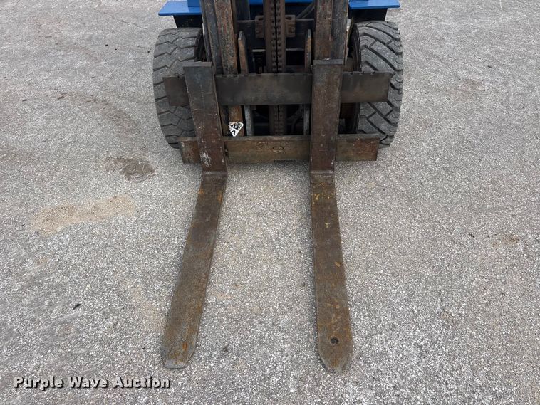 image for item FC2195 Clark GPS30MB forklift