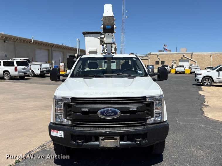 image for item FC2213 2019 Ford F350 Super Duty XL bucket truck