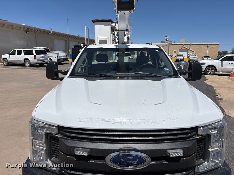 image for item FC2213 2019 Ford F350 Super Duty XL bucket truck