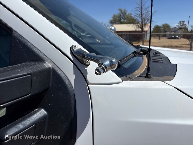 image for item FC2213 2019 Ford F350 Super Duty XL bucket truck