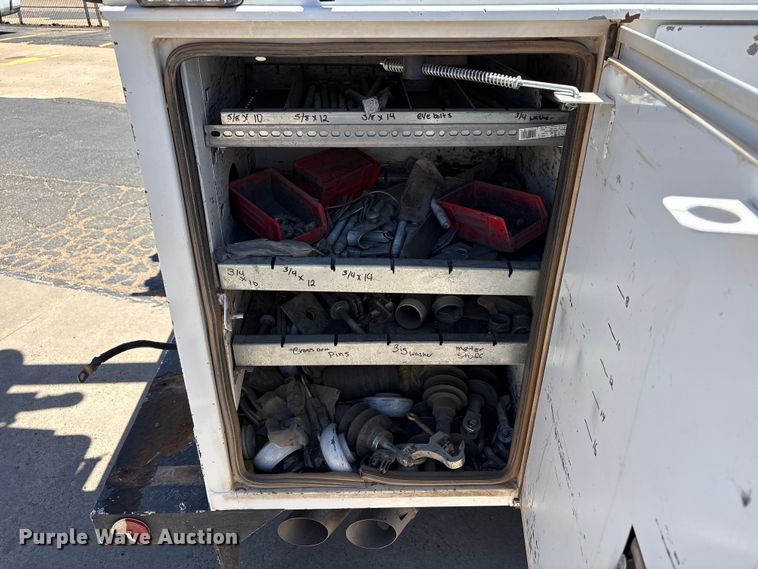 image for item FC2213 2019 Ford F350 Super Duty XL bucket truck