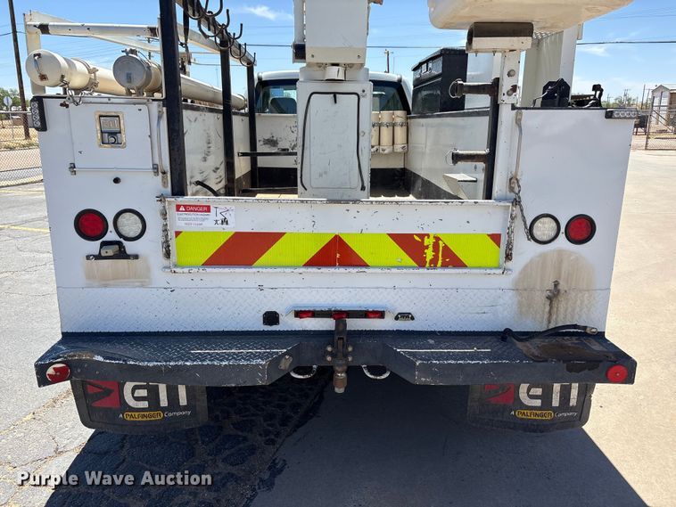image for item FC2213 2019 Ford F350 Super Duty XL bucket truck
