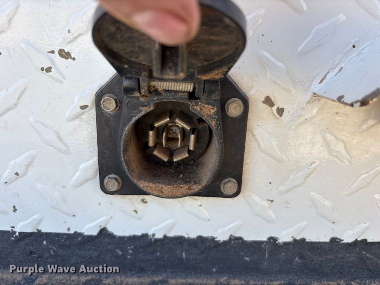 image for item FC2213 2019 Ford F350 Super Duty XL bucket truck