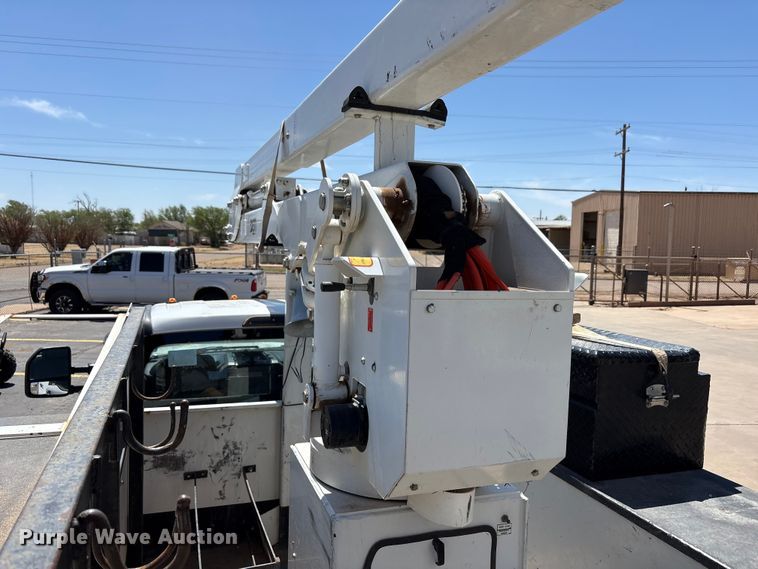 image for item FC2213 2019 Ford F350 Super Duty XL bucket truck