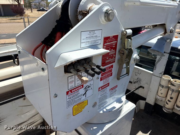 image for item FC2213 2019 Ford F350 Super Duty XL bucket truck