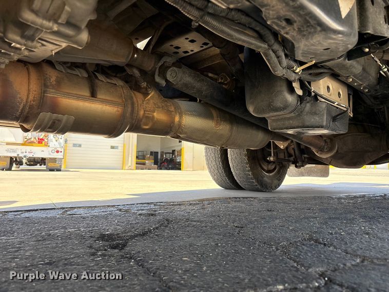 image for item FC2213 2019 Ford F350 Super Duty XL bucket truck