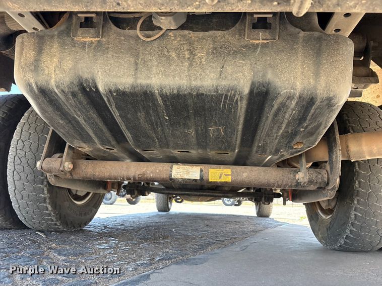 image for item FC2213 2019 Ford F350 Super Duty XL bucket truck