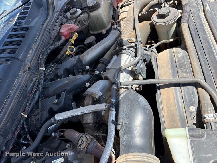 image for item FC2213 2019 Ford F350 Super Duty XL bucket truck