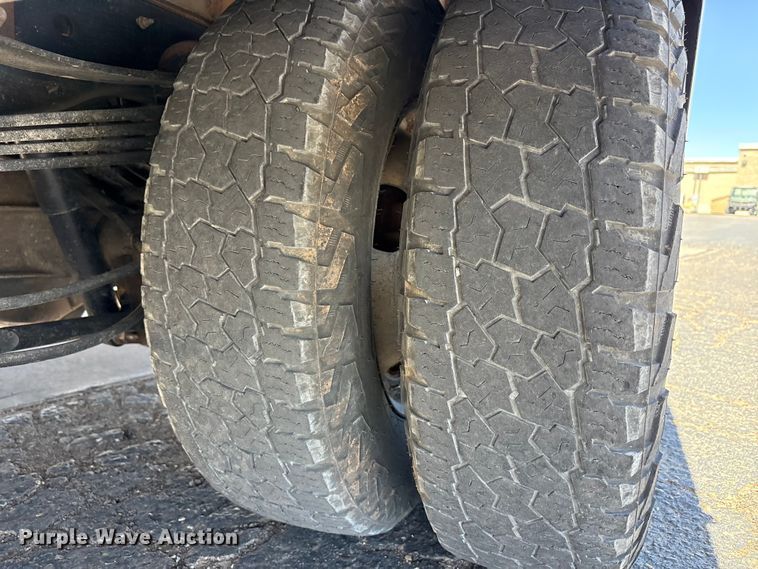 image for item FC2213 2019 Ford F350 Super Duty XL bucket truck
