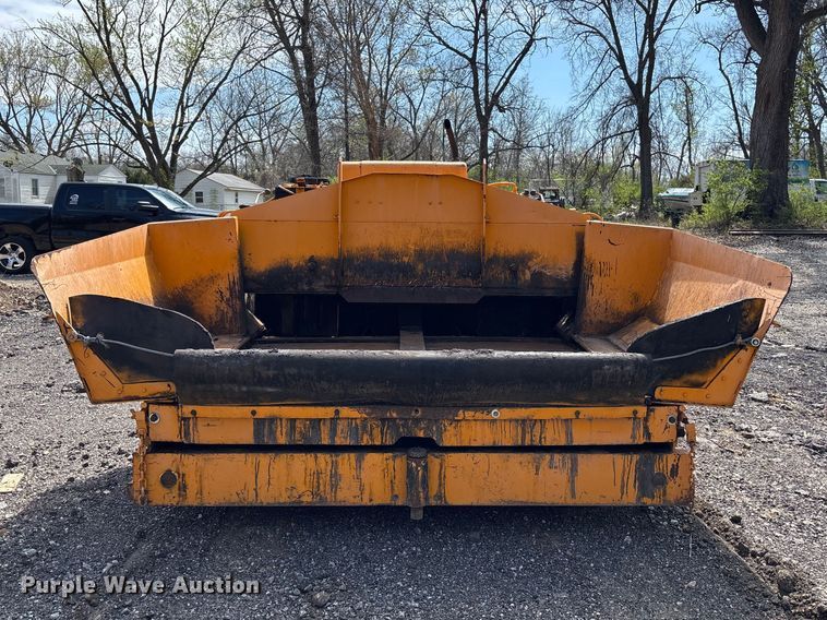 image for item FC4556 2002 Lee-Boy 8000C paver