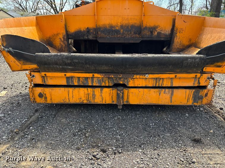 image for item FC4556 2002 Lee-Boy 8000C paver