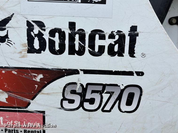 image for item FC4568 2017 Bobcat S570 skid steer loader