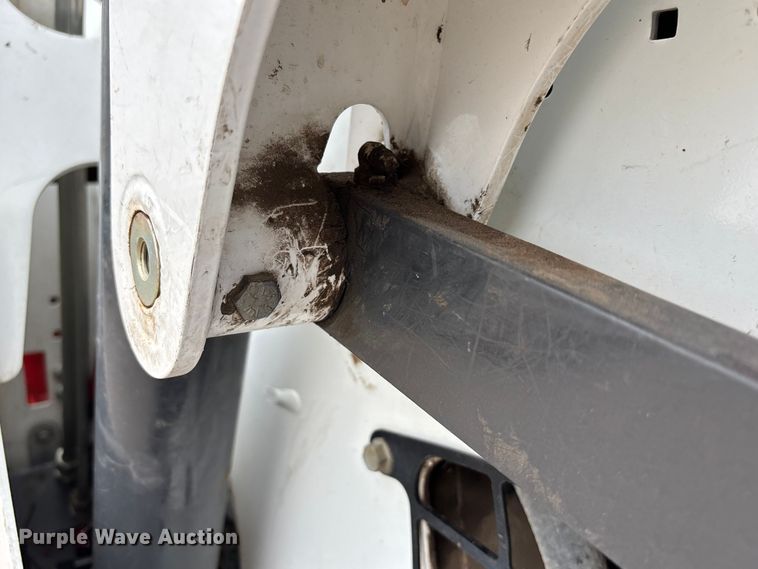 image for item FC4568 2017 Bobcat S570 skid steer loader