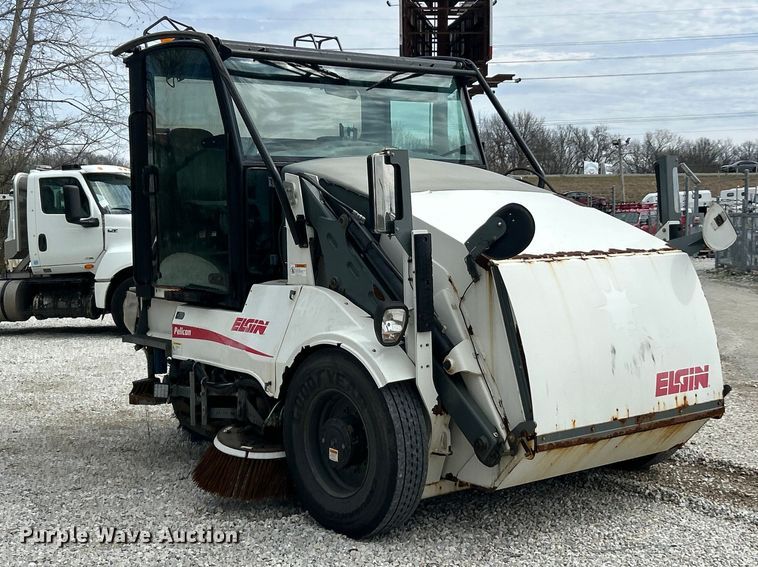 image for item FC5297 Elgin Pelican NP street sweeper