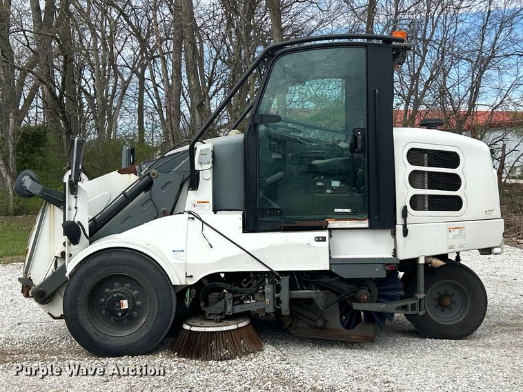 image for item FC5297 Elgin Pelican NP street sweeper